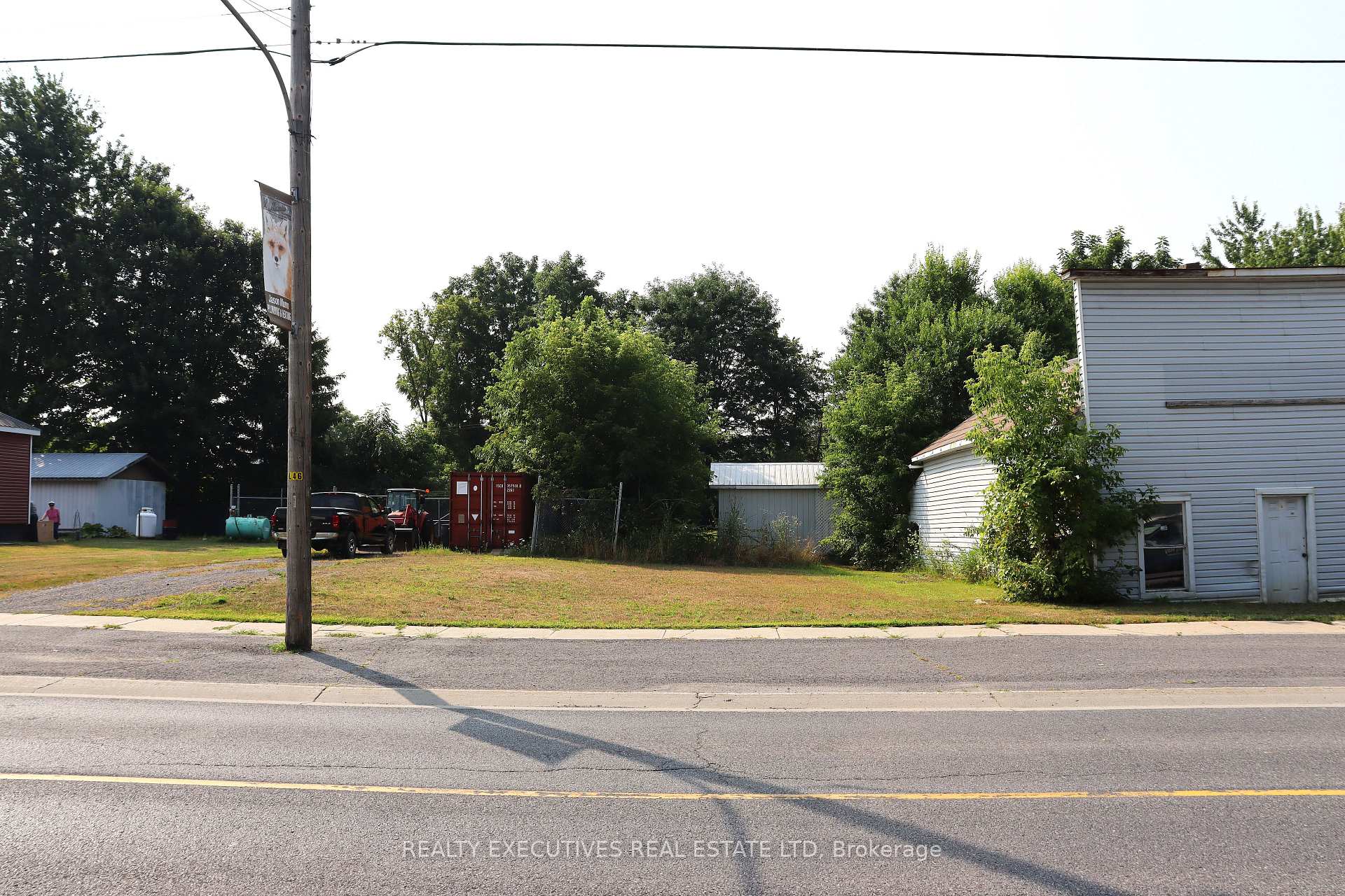 Photo 1 of 105 Main Street, North Dundas, North Dundas (Winchester) Twp — HOMEH