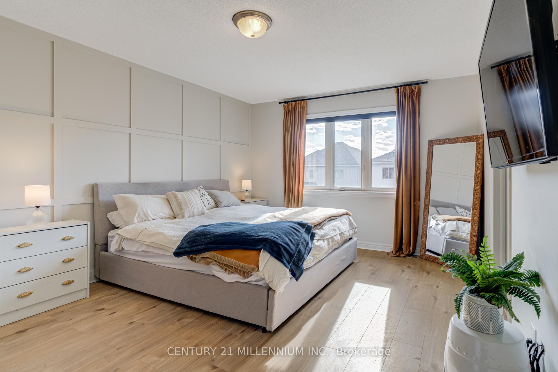 Photo 19 of 21 Weaver Terrace, New Tecumseth, Tottenham — HOMEH