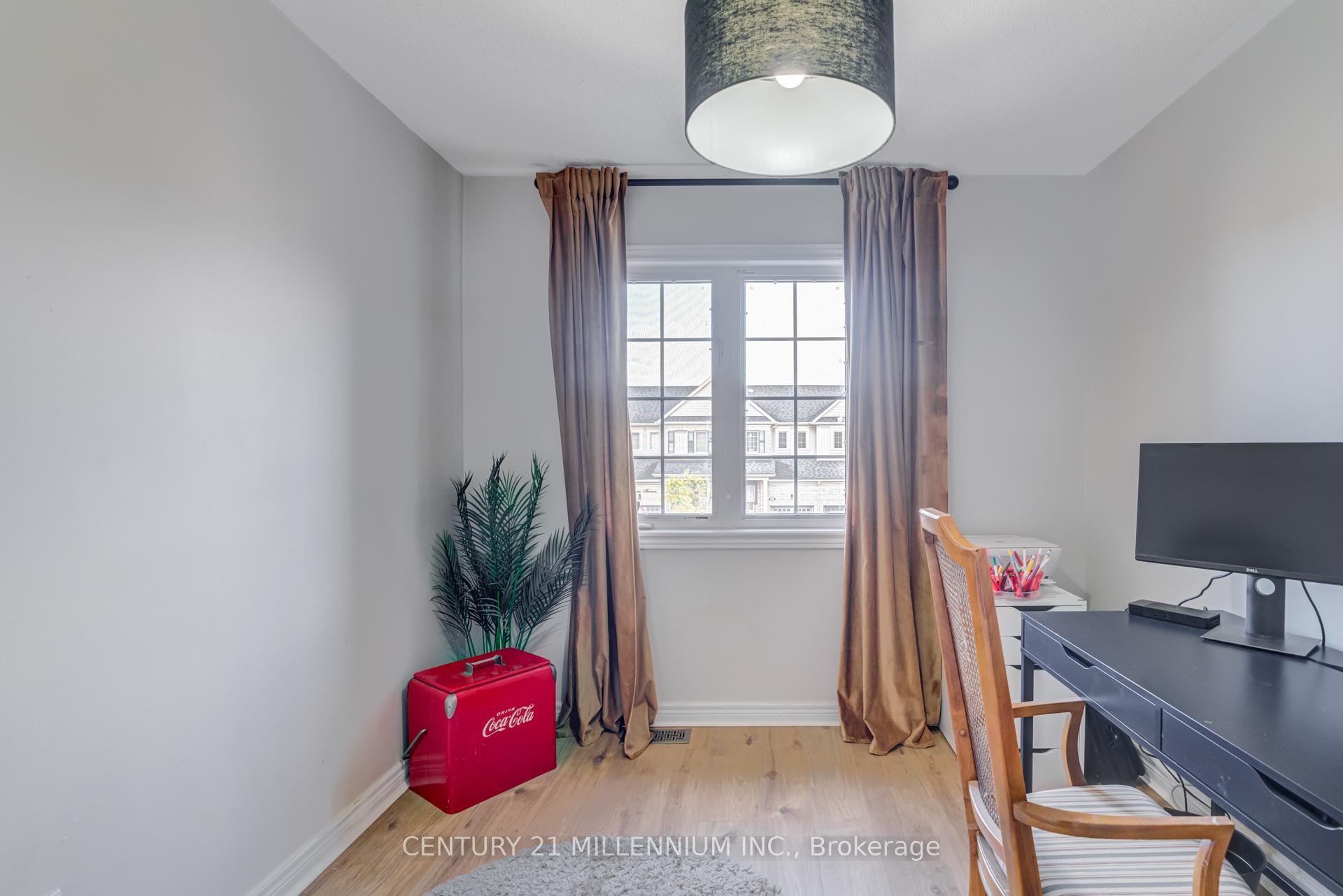 Photo 31 of 21 Weaver Terrace, New Tecumseth, Tottenham — HOMEH