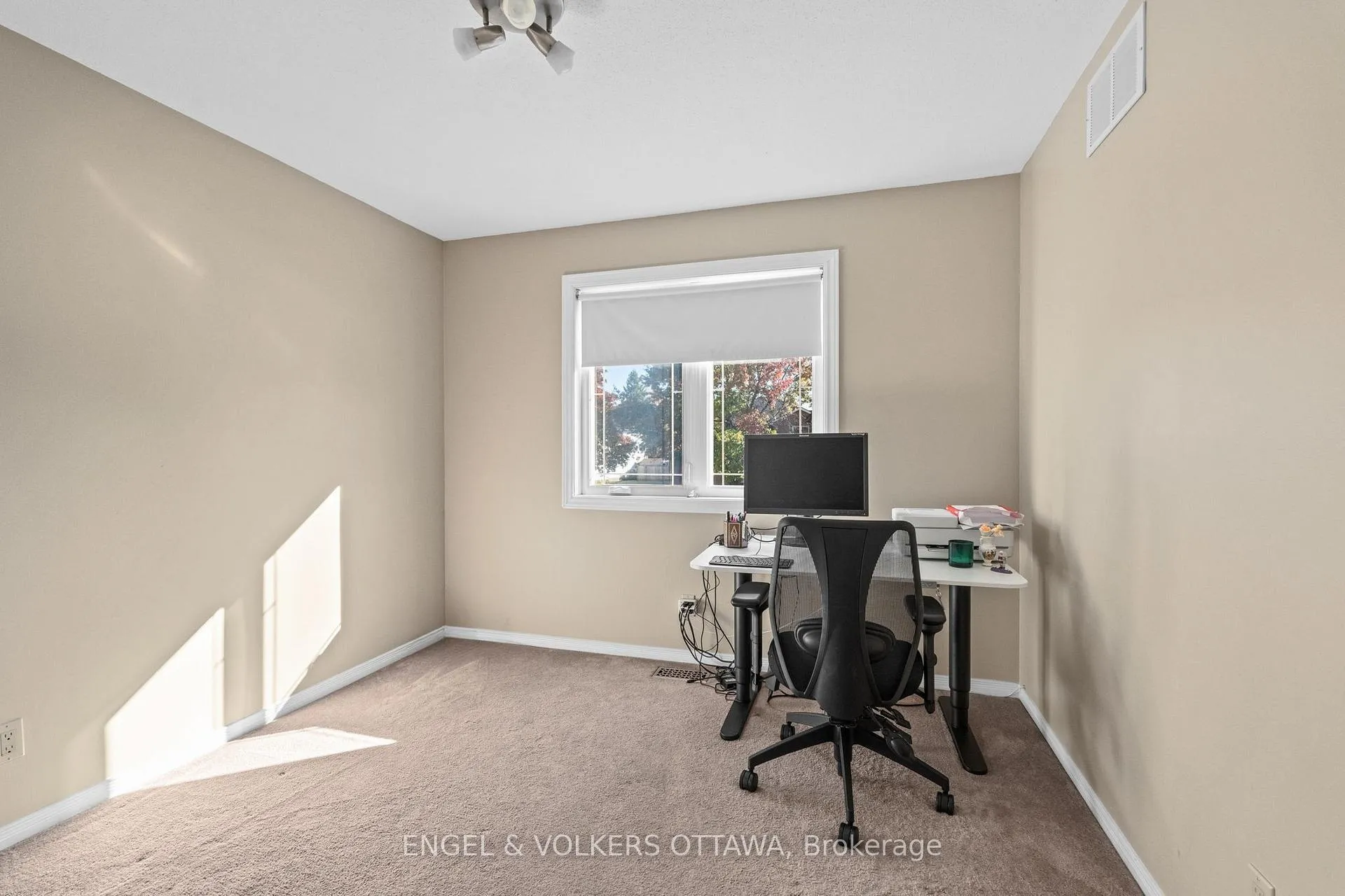Photo 29 of 841 Montcrest Drive, Ottawa, Fallingbrook/Ridgemount — HOMEH