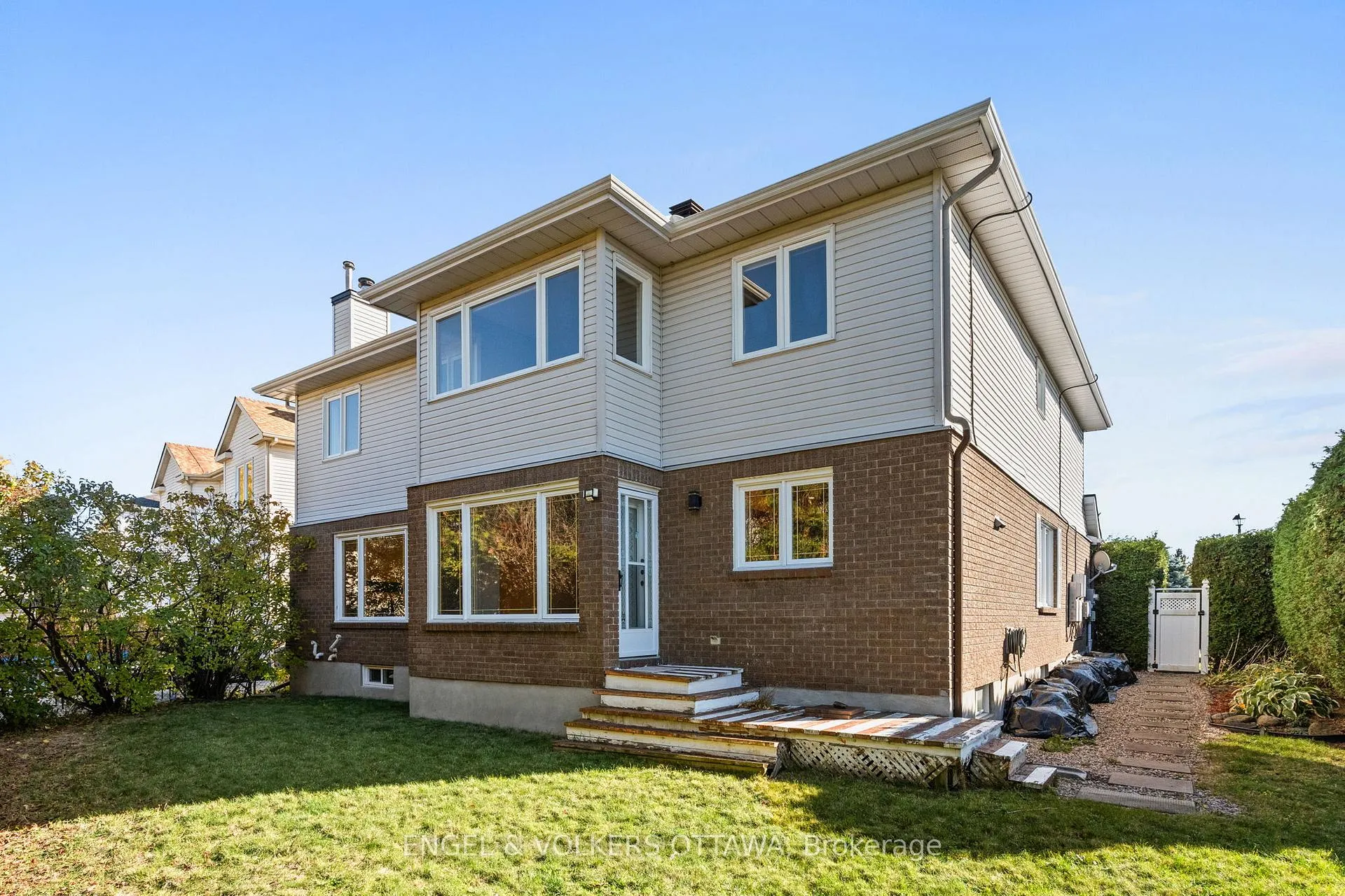 Photo 41 of 841 Montcrest Drive, Ottawa, Fallingbrook/Ridgemount — HOMEH