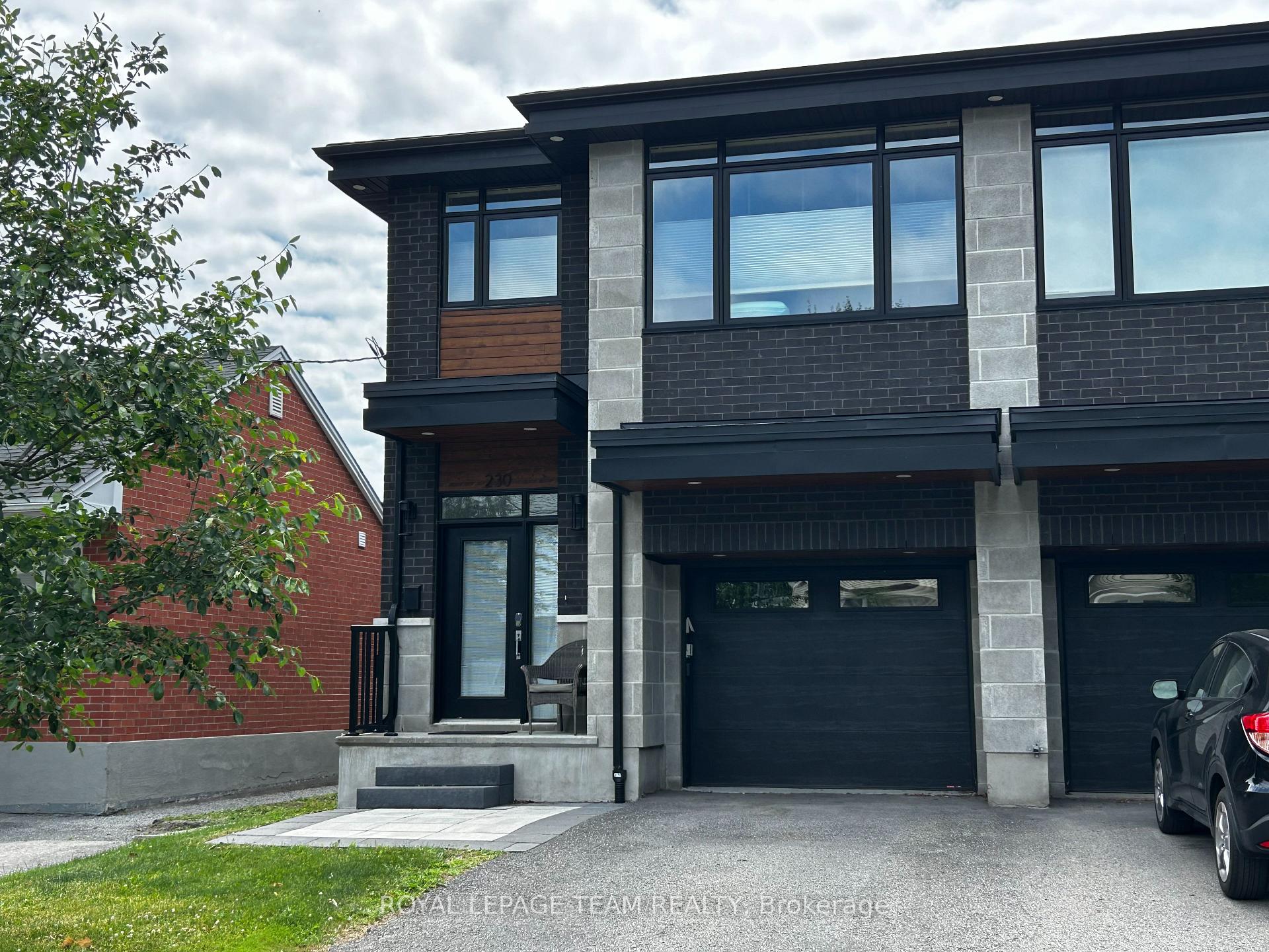 Front of Unit B, 230 Glynn Avenue