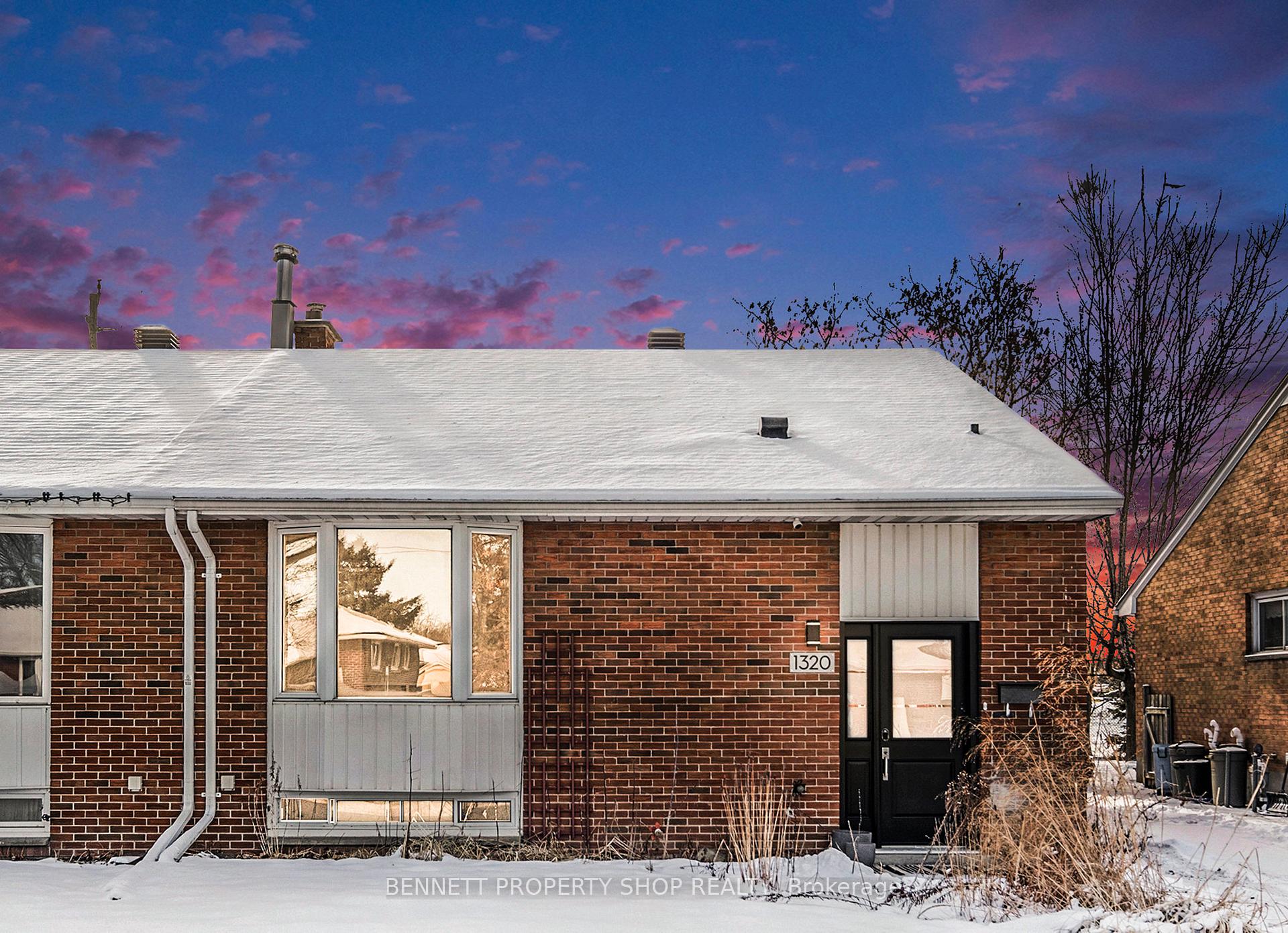 Photo 2 of 1320 Bloomsbury Crescent, Ottawa, Parkway Park — HOMEH
