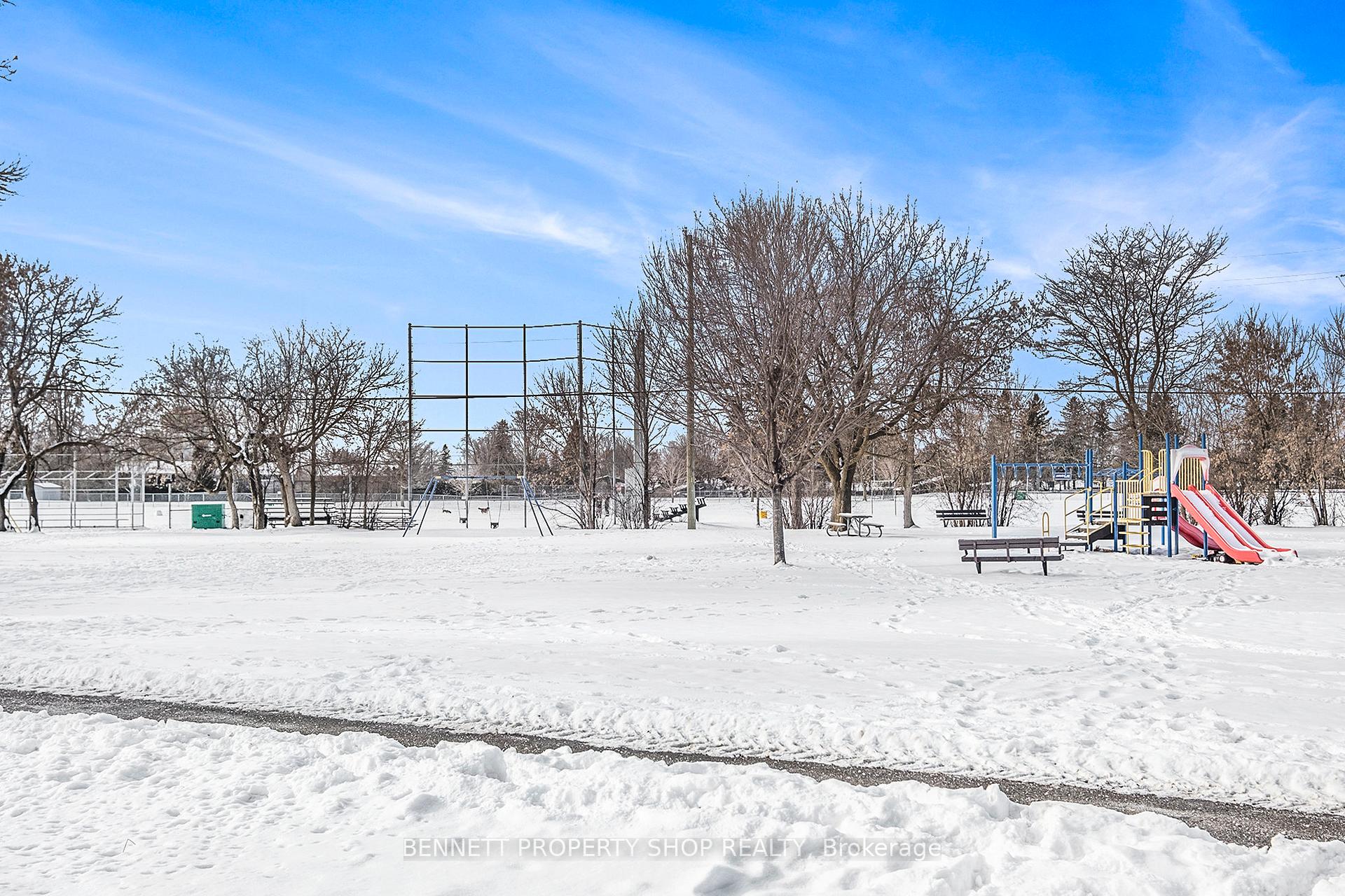 Photo 19 of 1320 Bloomsbury Crescent, Ottawa, Parkway Park — HOMEH