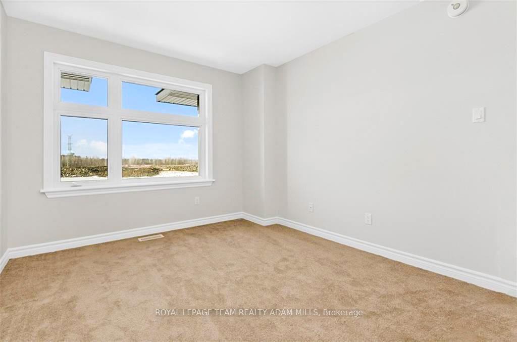 Photo 13 of 12 Verglas Lane, Ottawa, Mer Bleue/Bradley Estates/Anderson Park — HOMEH