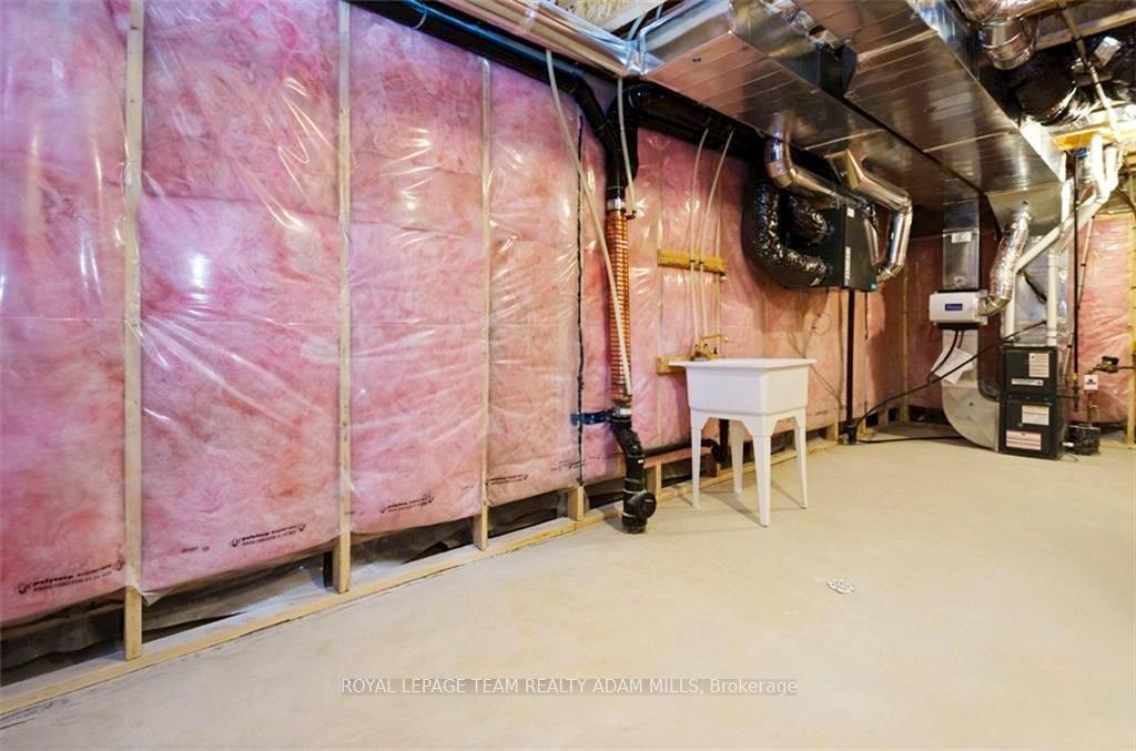 Photo 23 of 12 Verglas Lane, Ottawa, Mer Bleue/Bradley Estates/Anderson Park — HOMEH