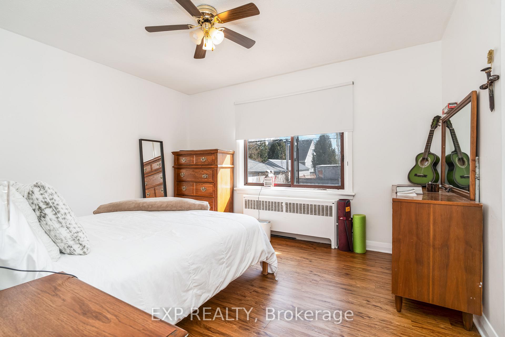 Photo 13 of 330 Donald Street, Ottawa, Overbrook/Castle Heights — HOMEH