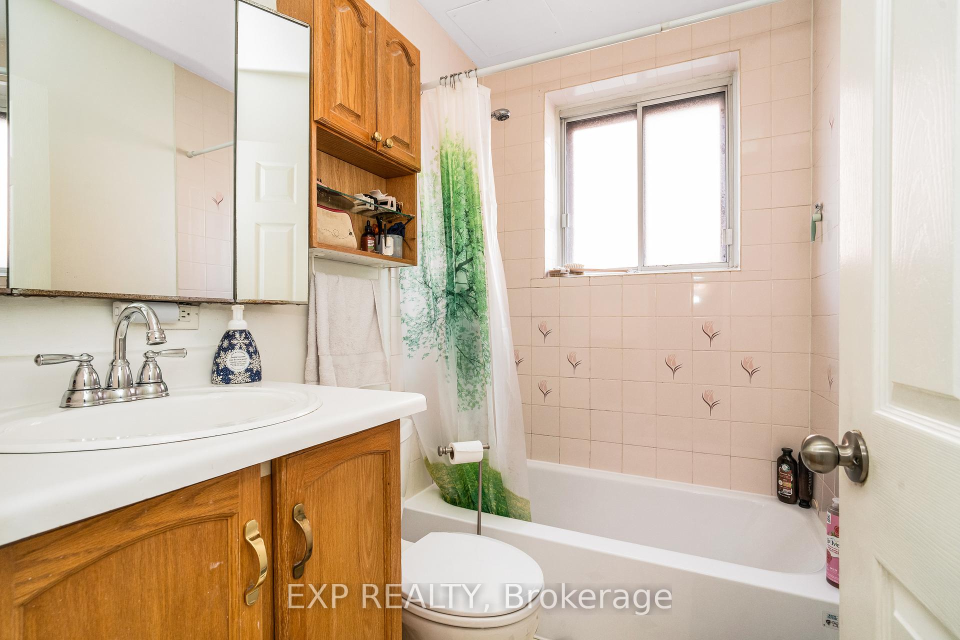 Photo 26 of 330 Donald Street, Ottawa, Overbrook/Castle Heights — HOMEH
