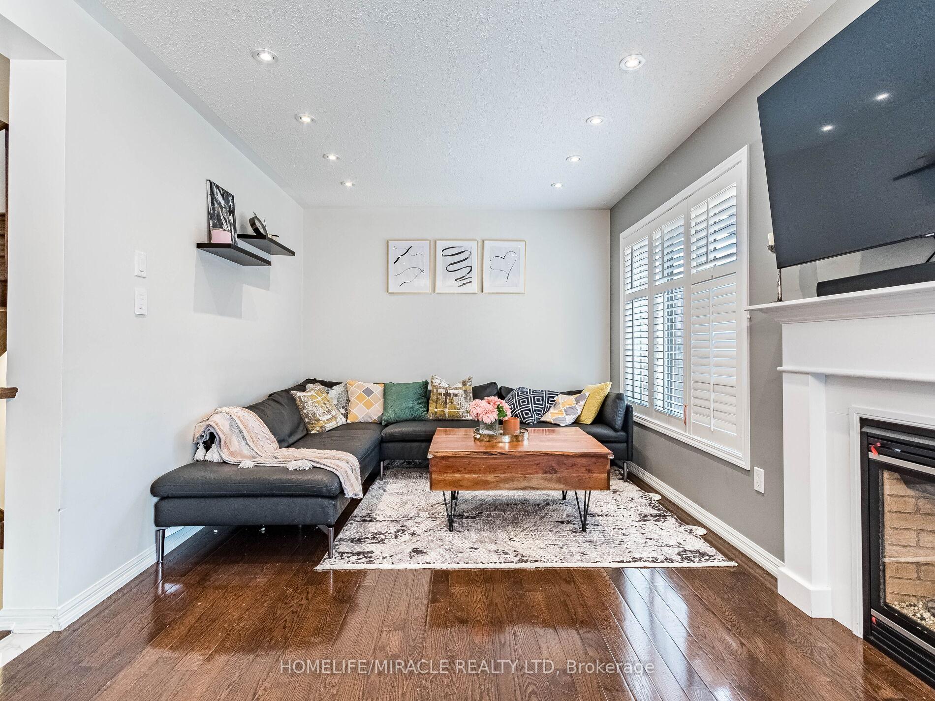 Photo 10 of Unit 55, 55 Mccandless Court, Milton, Harrison — HOMEH