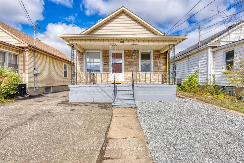 Front of Unit Rear / Back Unit, 5145 Kitchener Street