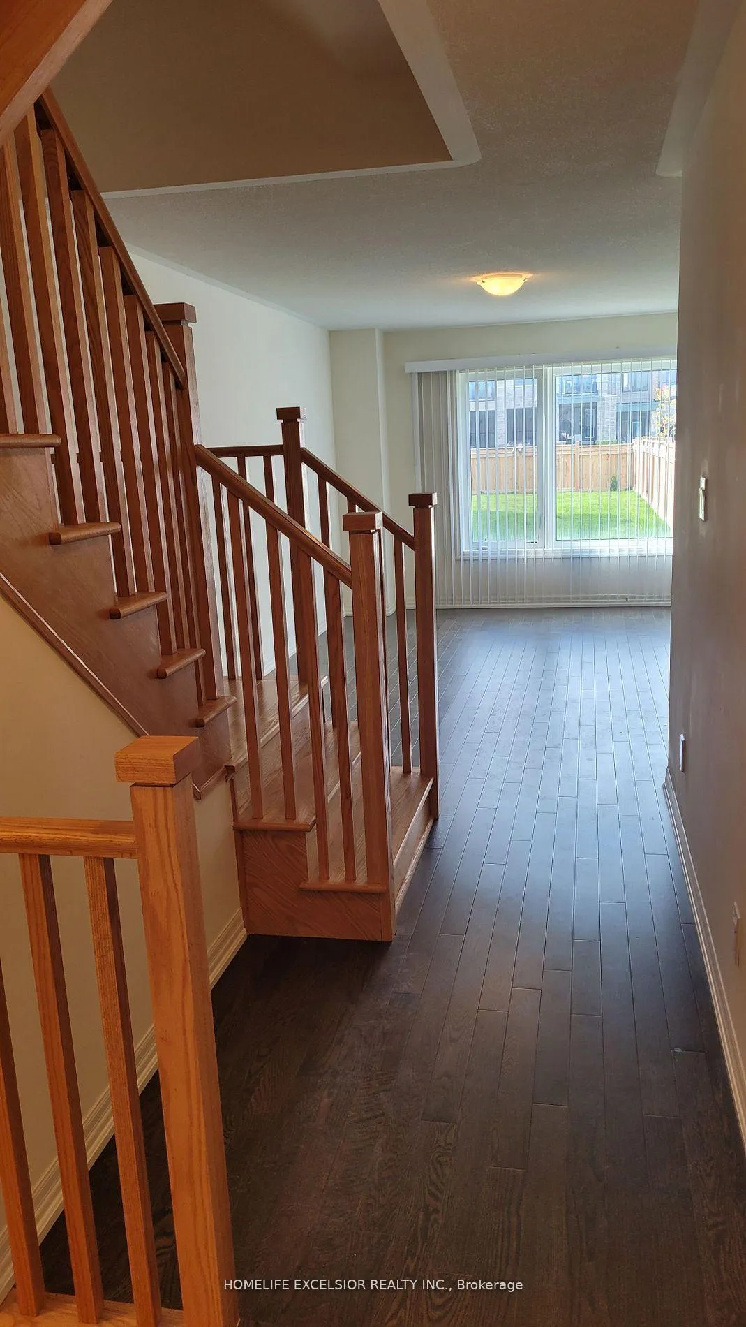 Photo 7 of 192 Tango Crescent, Newmarket, Woodland Hill — HOMEH