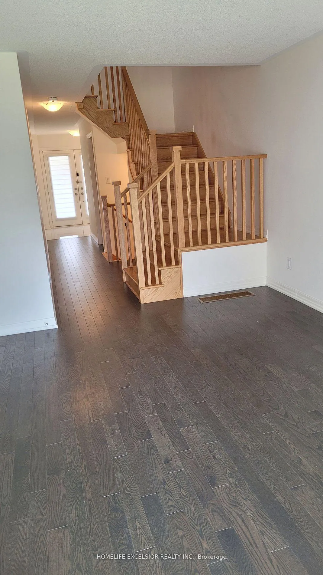 Photo 15 of 192 Tango Crescent, Newmarket, Woodland Hill — HOMEH