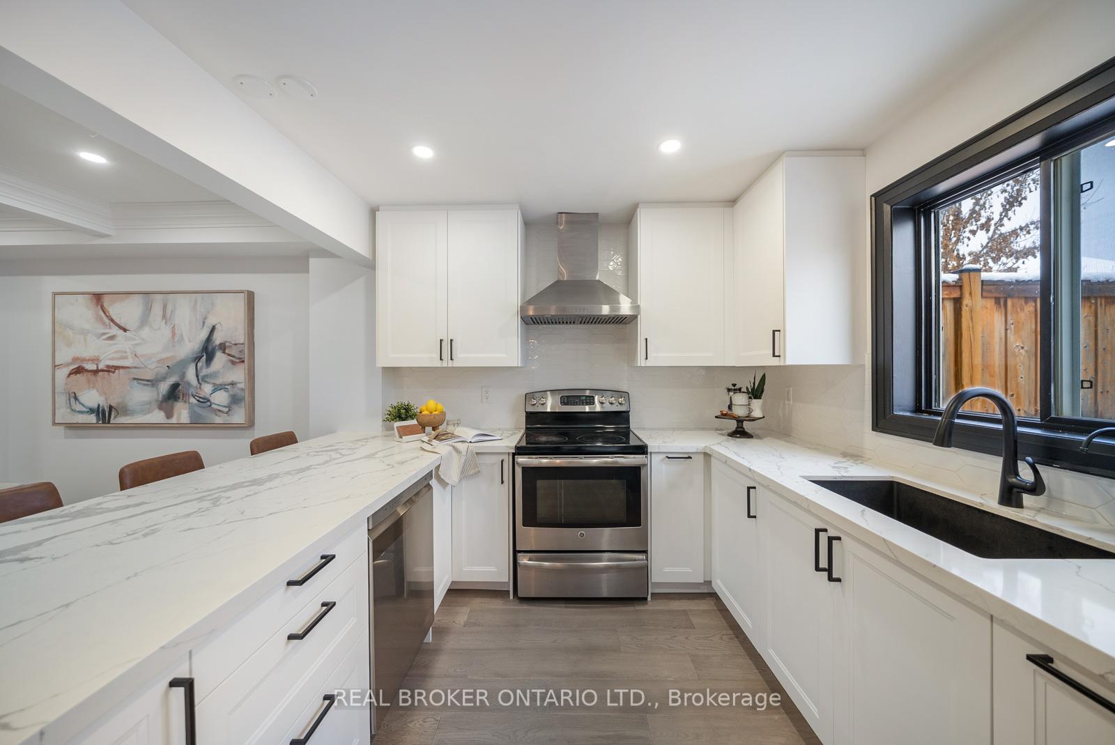 Photo 16 of 105 McCurdy Drive, New Tecumseth, Tottenham — HOMEH
