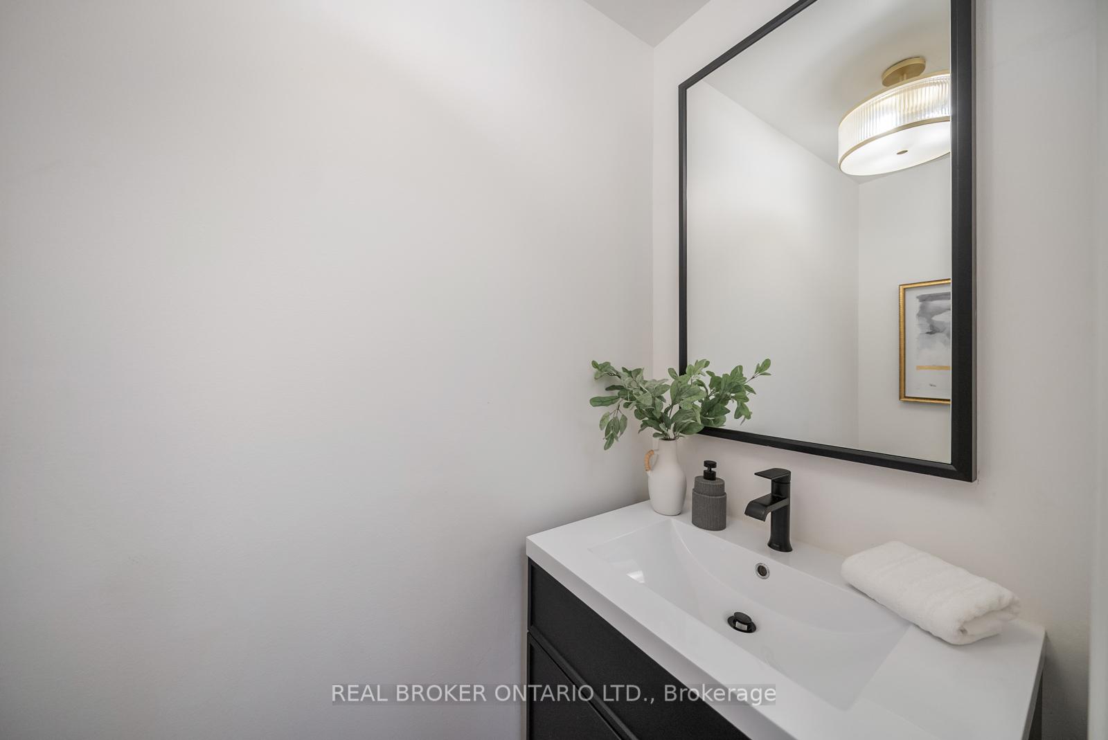 Photo 21 of 105 McCurdy Drive, New Tecumseth, Tottenham — HOMEH