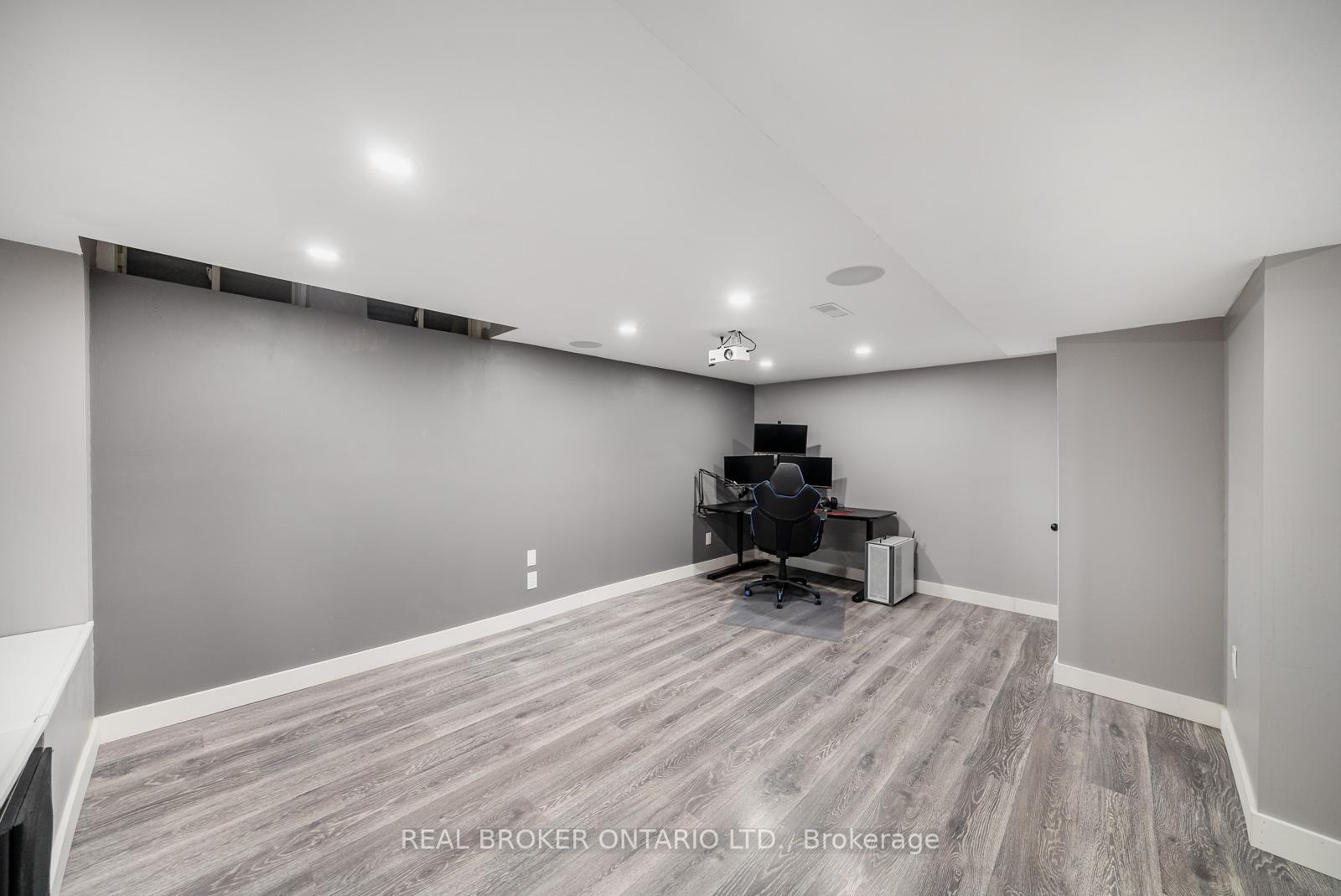 Photo 36 of 105 McCurdy Drive, New Tecumseth, Tottenham — HOMEH