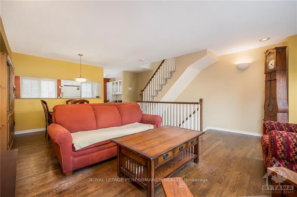 Photo 6 of 14 Schoolhouse Street, Ottawa, Lindenlea — HOMEH