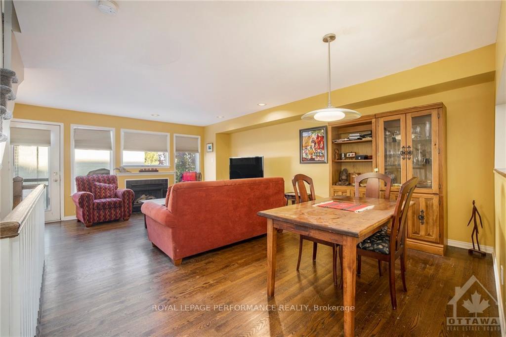 Photo 8 of 14 Schoolhouse Street, Ottawa, Lindenlea — HOMEH