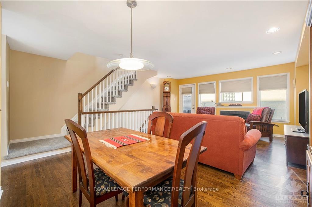 Photo 9 of 14 Schoolhouse Street, Ottawa, Lindenlea — HOMEH