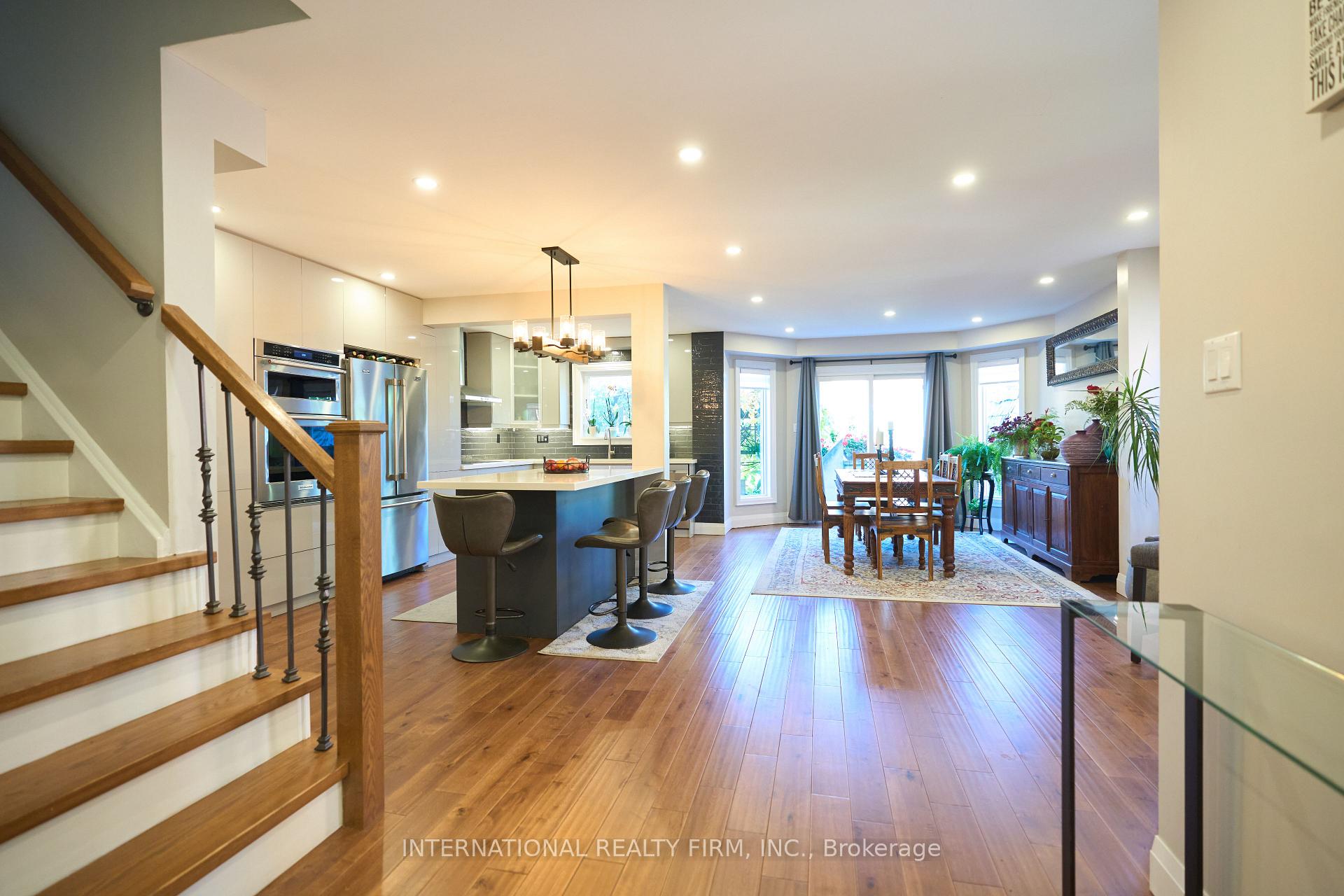 Photo 3 of 1493 Warbler Road, Oakville, West Oak Trails — HOMEH