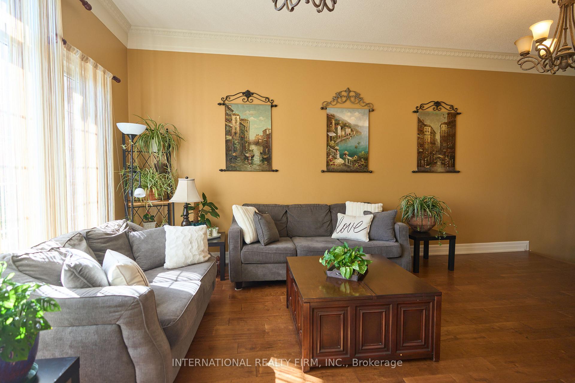 Photo 13 of 1493 Warbler Road, Oakville, West Oak Trails — HOMEH
