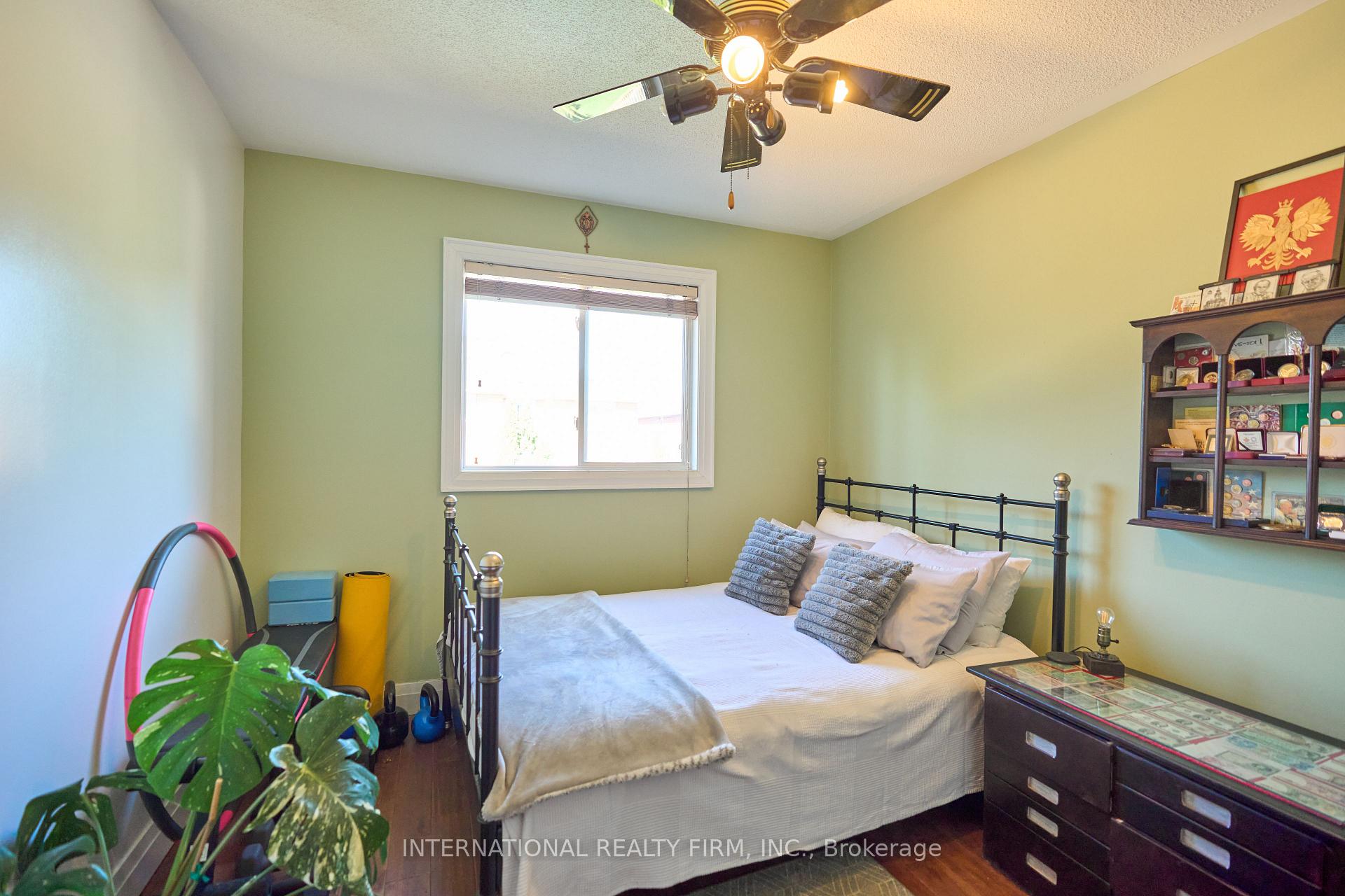 Photo 17 of 1493 Warbler Road, Oakville, West Oak Trails — HOMEH