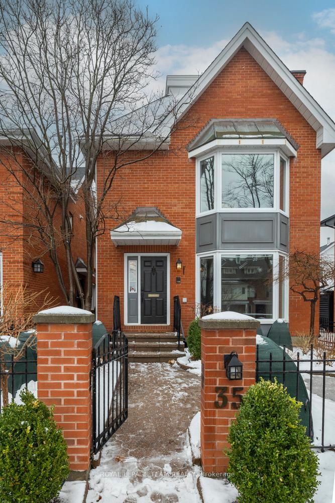 Photo 2 of 35 Charles Street, Ottawa, New Edinburgh — HOMEH