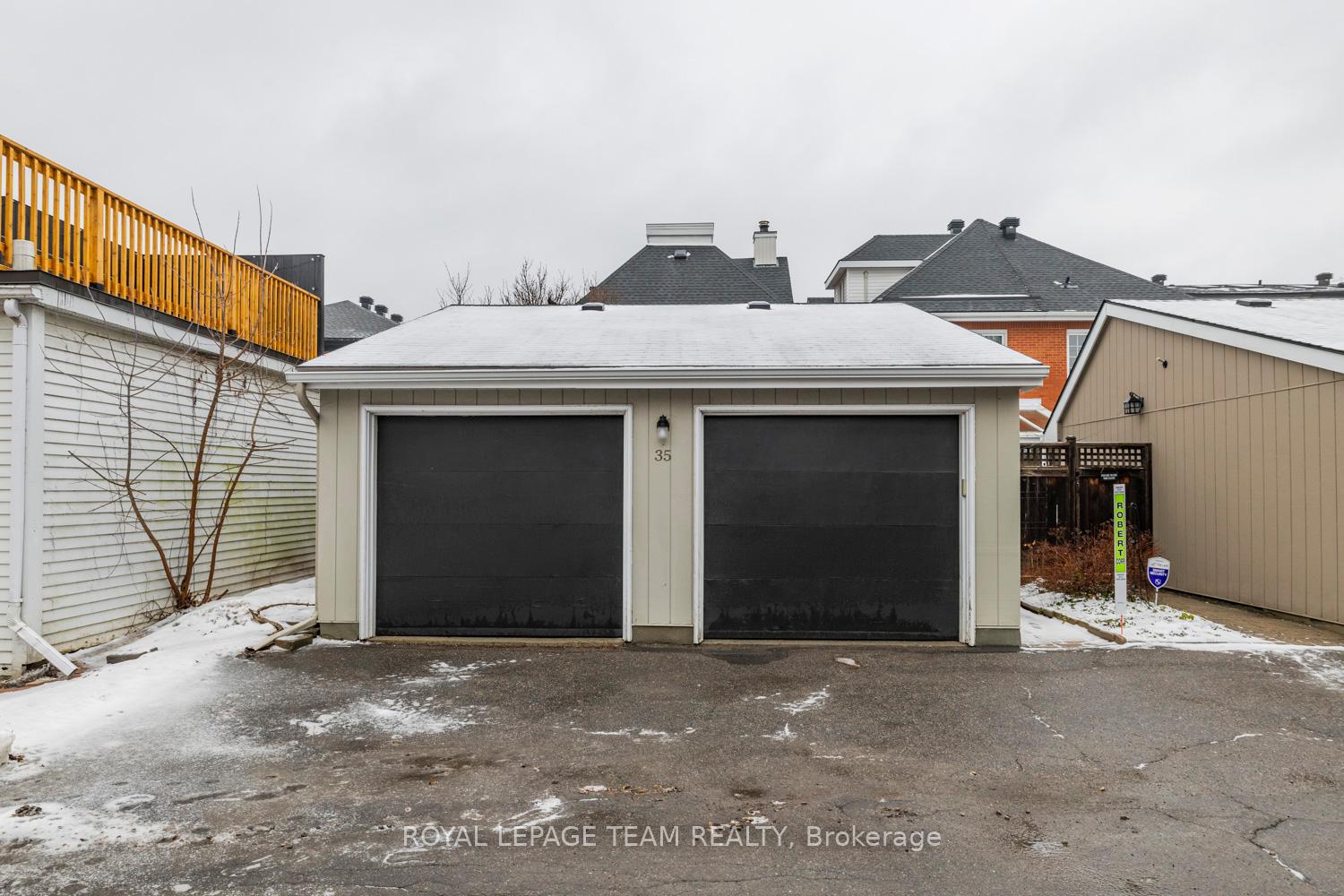 Photo 36 of 35 Charles Street, Ottawa, New Edinburgh — HOMEH