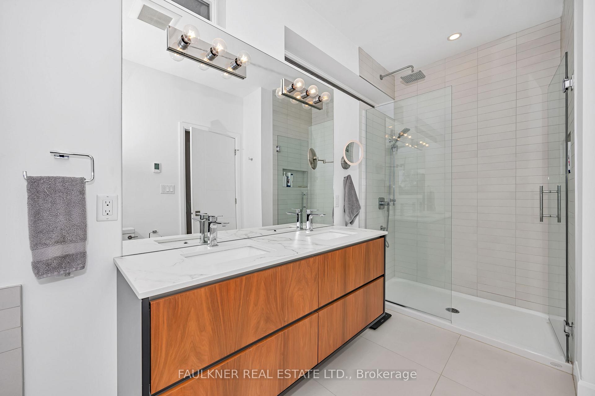 Photo 22 of Unit A, 141 Columbus Avenue, Ottawa, Overbrook/Castle Heights — HOMEH
