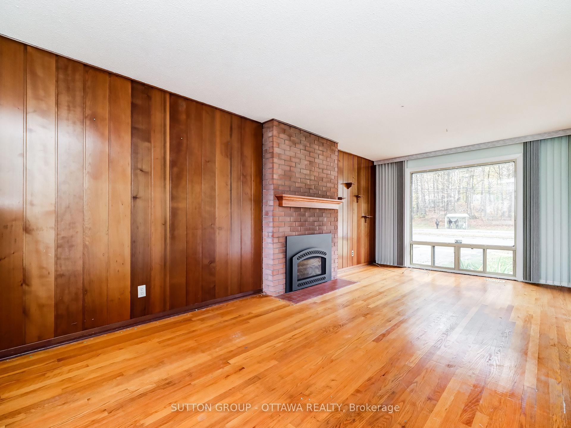 Photo 5 of 2427 Baseline Road, Ottawa, Queensway Terrace South/Ridgeview — HOMEH