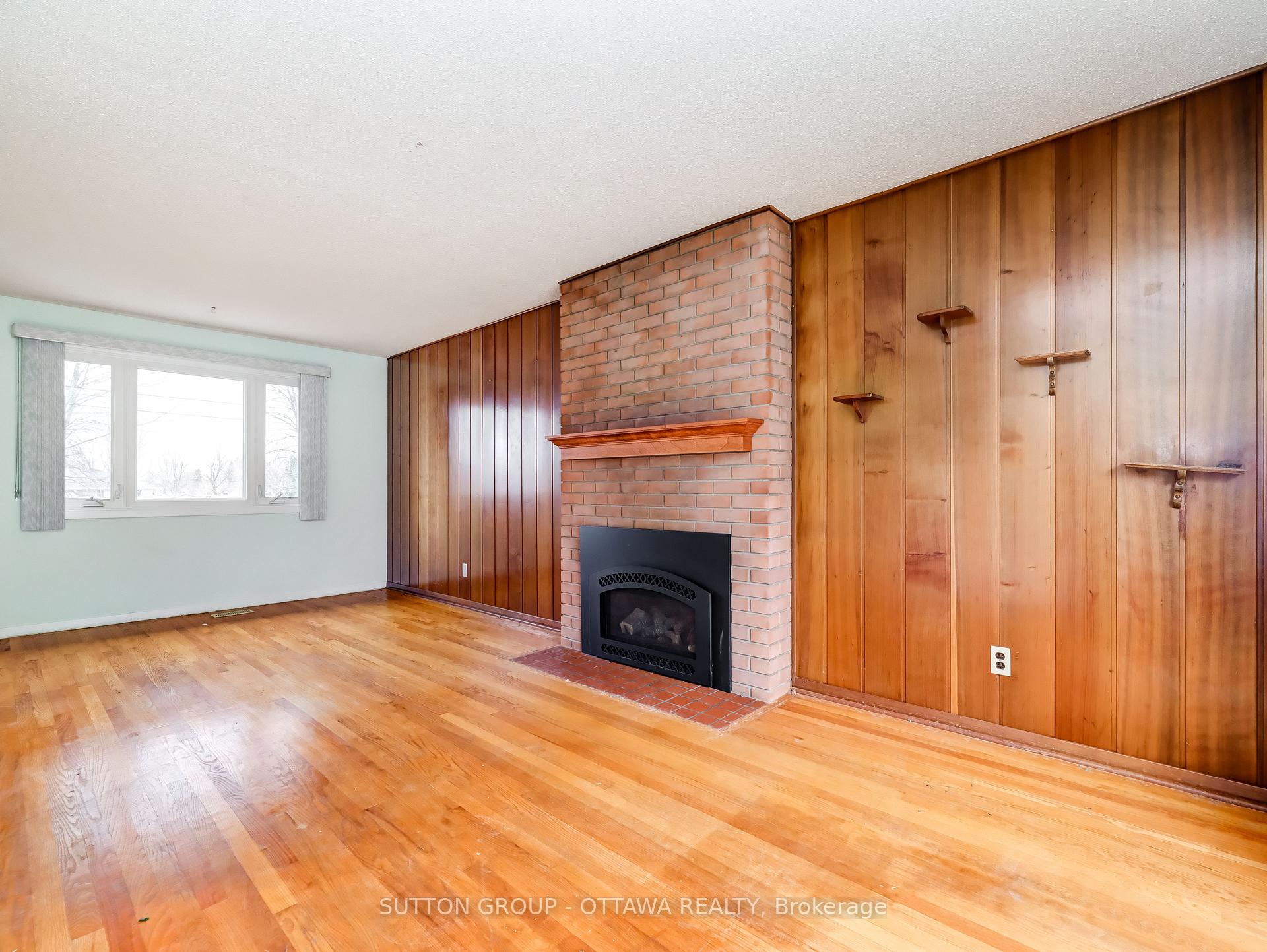 Photo 6 of 2427 Baseline Road, Ottawa, Queensway Terrace South/Ridgeview — HOMEH