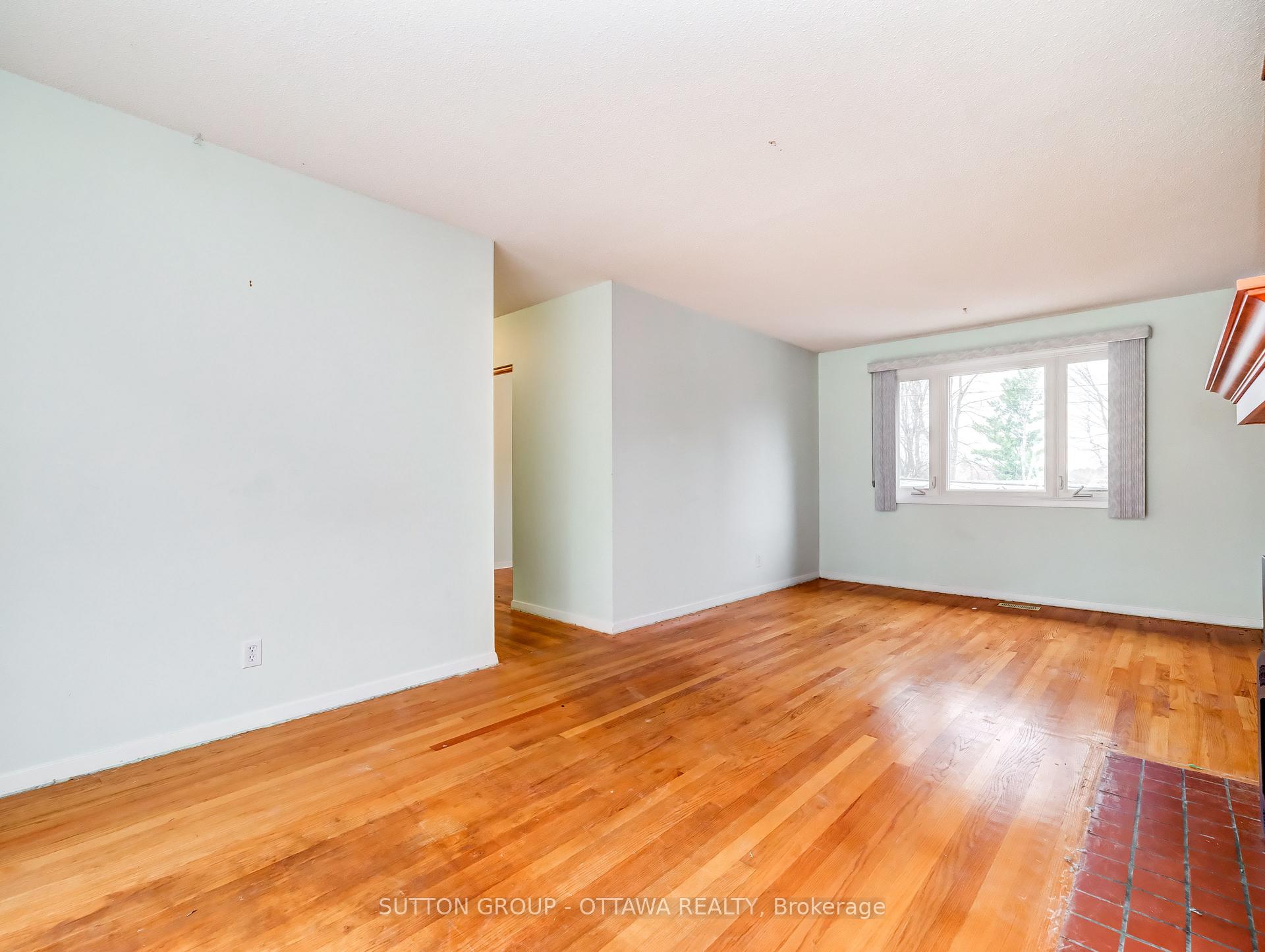 Photo 8 of 2427 Baseline Road, Ottawa, Queensway Terrace South/Ridgeview — HOMEH