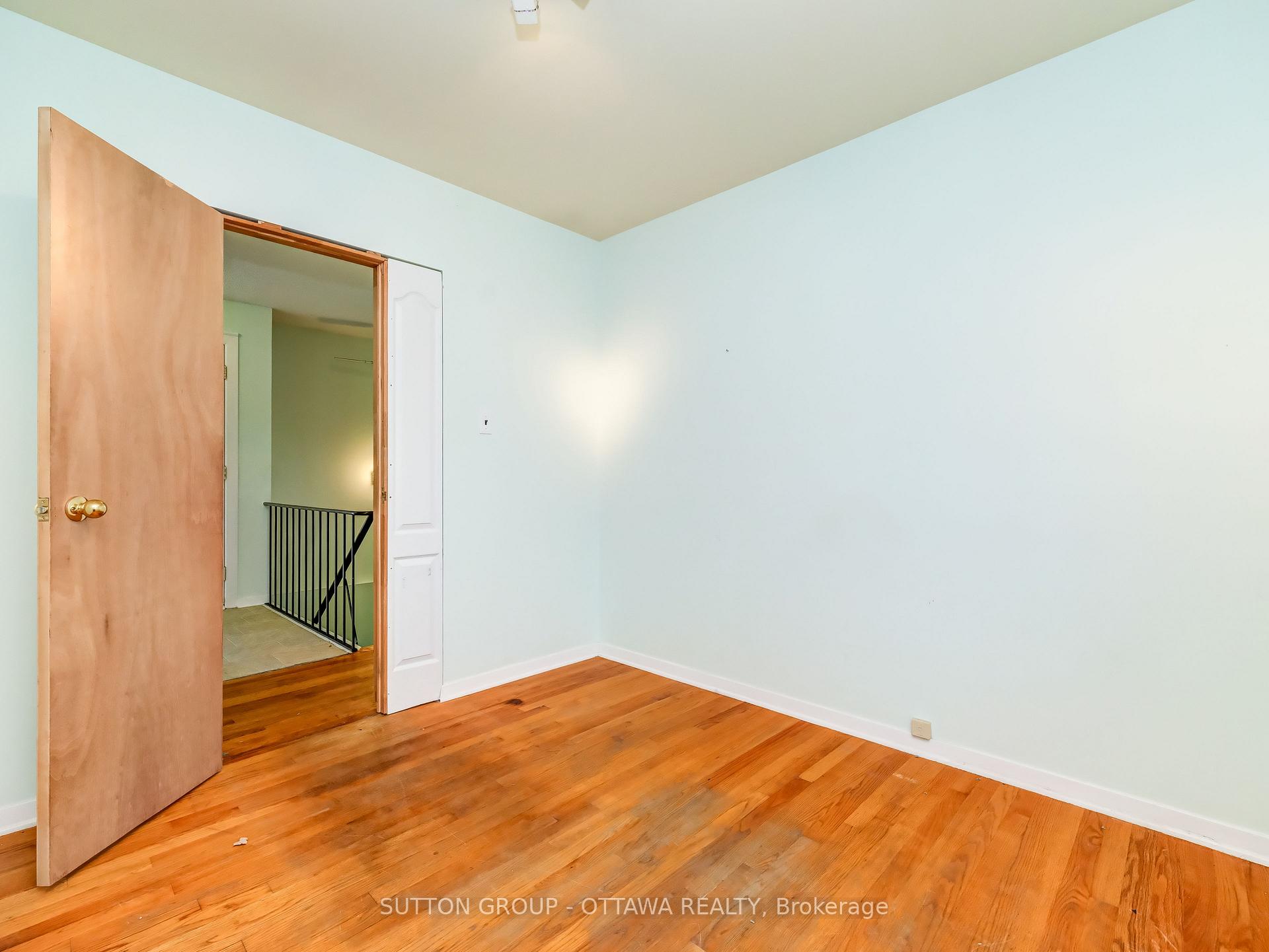 Photo 17 of 2427 Baseline Road, Ottawa, Queensway Terrace South/Ridgeview — HOMEH
