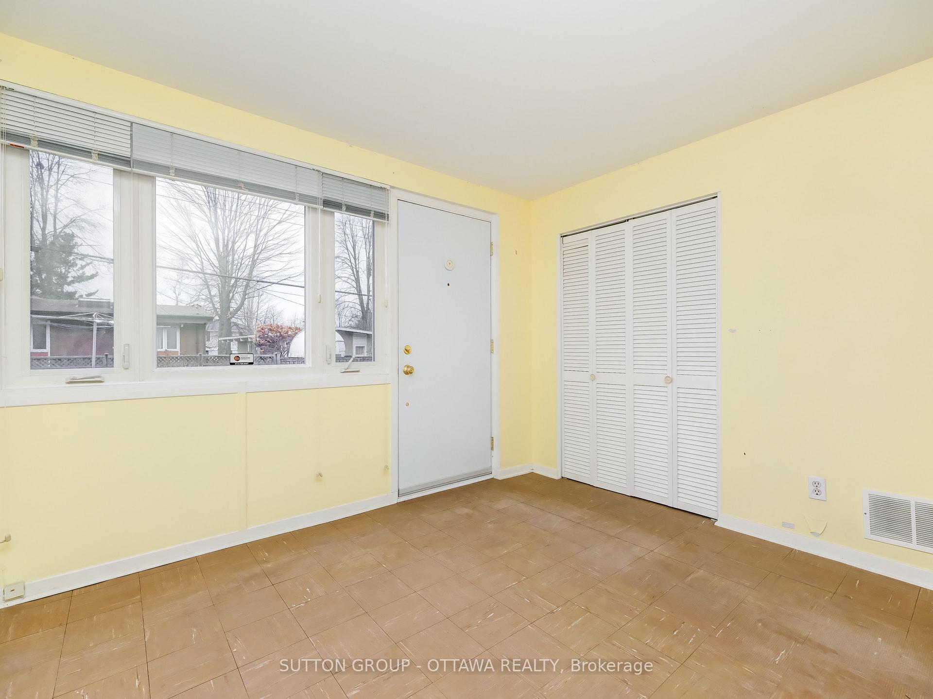 Photo 23 of 2427 Baseline Road, Ottawa, Queensway Terrace South/Ridgeview — HOMEH