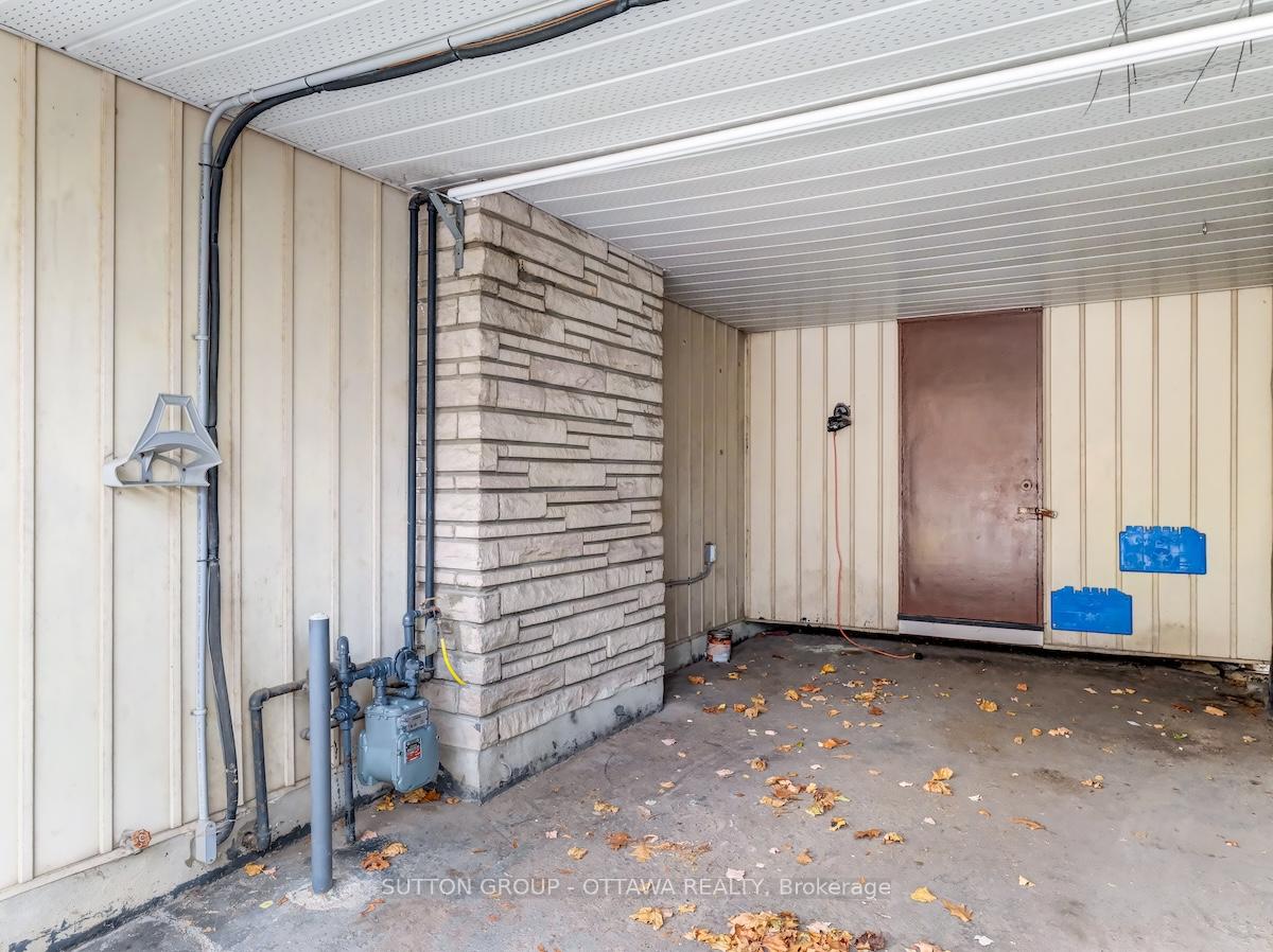 Photo 25 of 2427 Baseline Road, Ottawa, Queensway Terrace South/Ridgeview — HOMEH