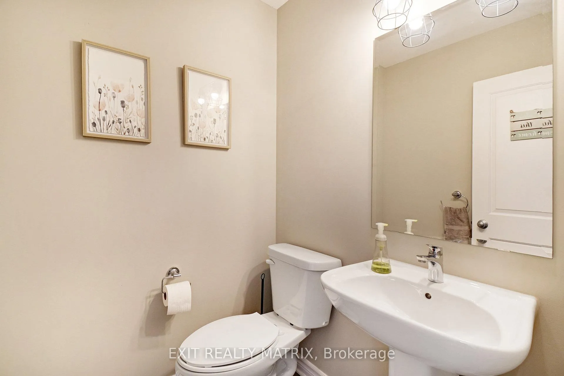 Photo 12 of 211 Mountain Sorrel Way, Ottawa, Avalon West — HOMEH