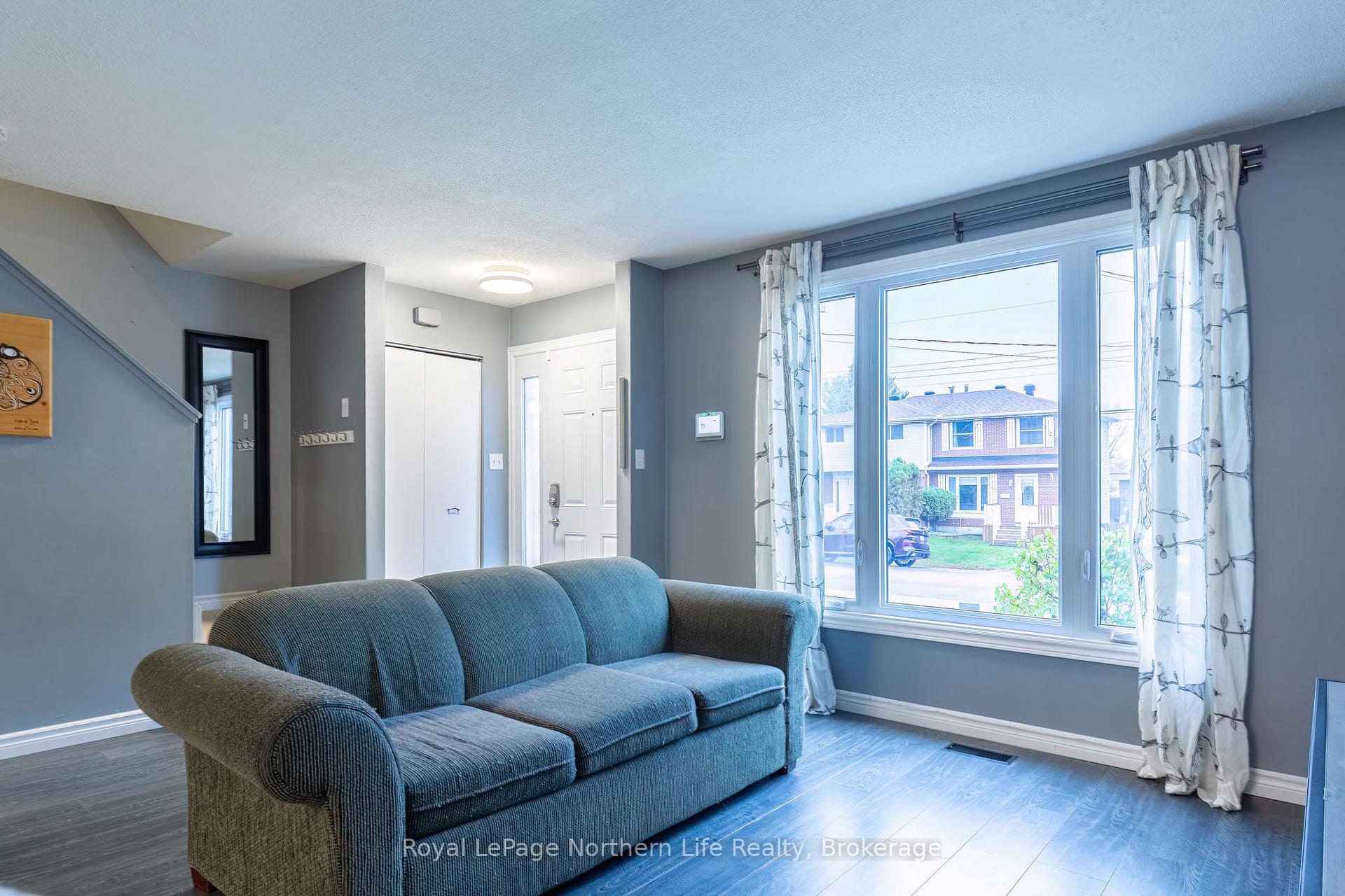 Photo 3 of 110 Marshall Park Drive, North Bay, Ferris — HOMEH
