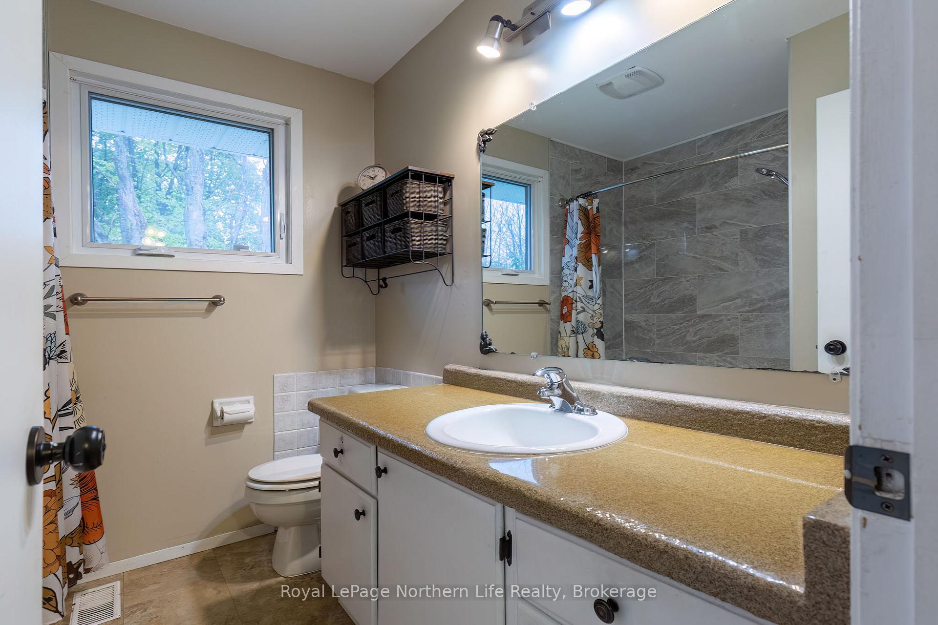 Photo 14 of 110 Marshall Park Drive, North Bay, Ferris — HOMEH