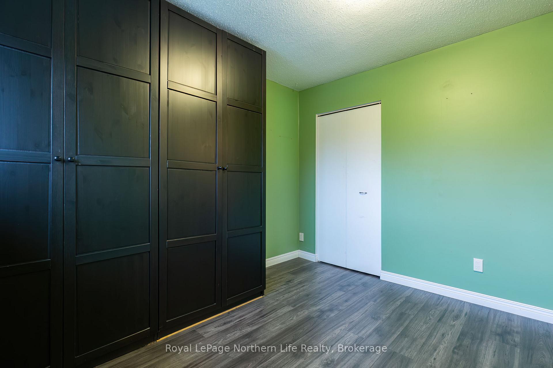 Photo 21 of 110 Marshall Park Drive, North Bay, Ferris — HOMEH