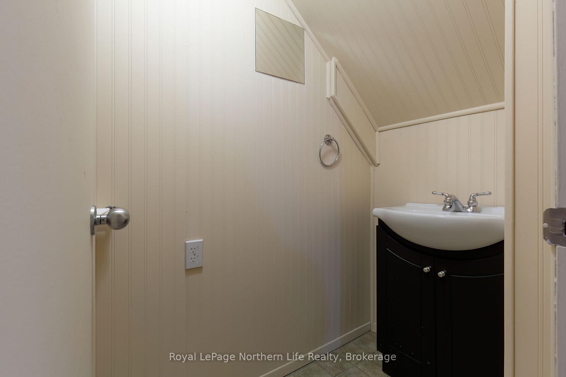 Photo 32 of 110 Marshall Park Drive, North Bay, Ferris — HOMEH