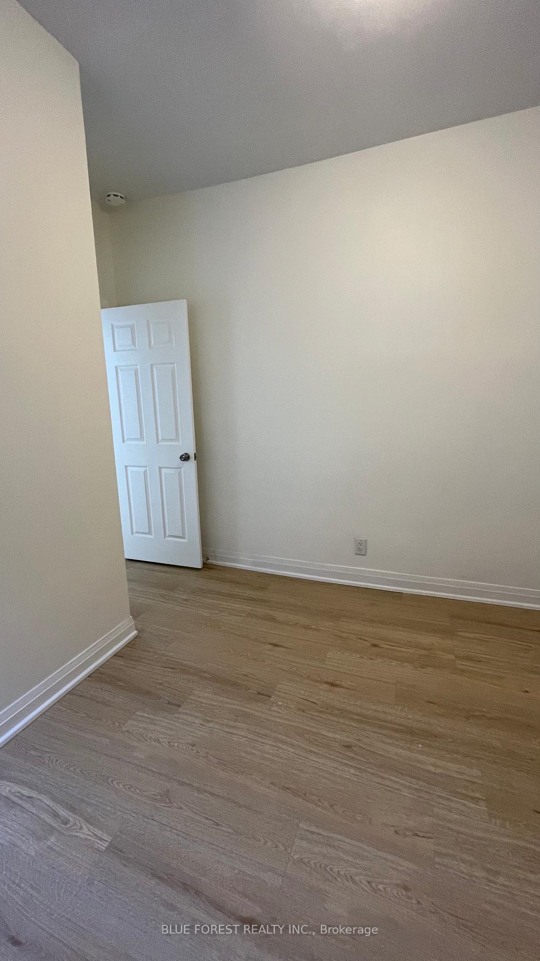 Photo 8 of Unit D, 25 Norfolk Street, Norfolk, Simcoe — HOMEH