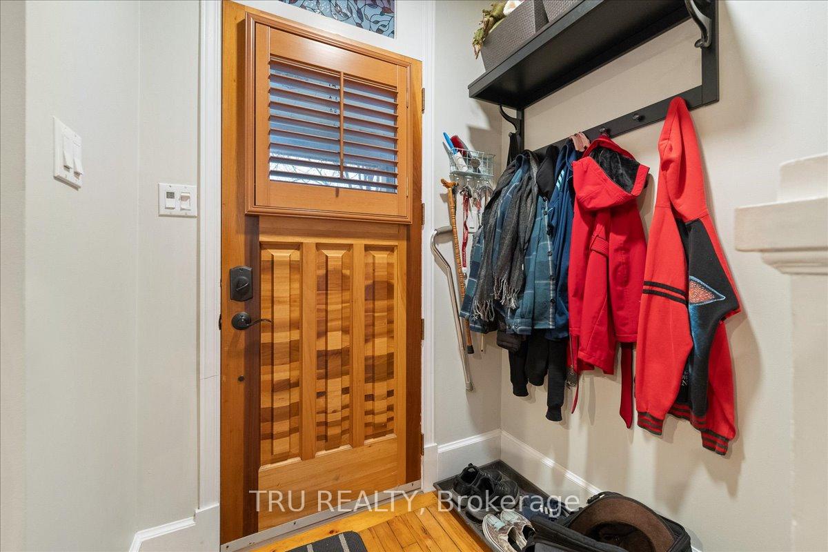 Photo 4 of 7 Acacia Avenue, Ottawa, Lindenlea — HOMEH