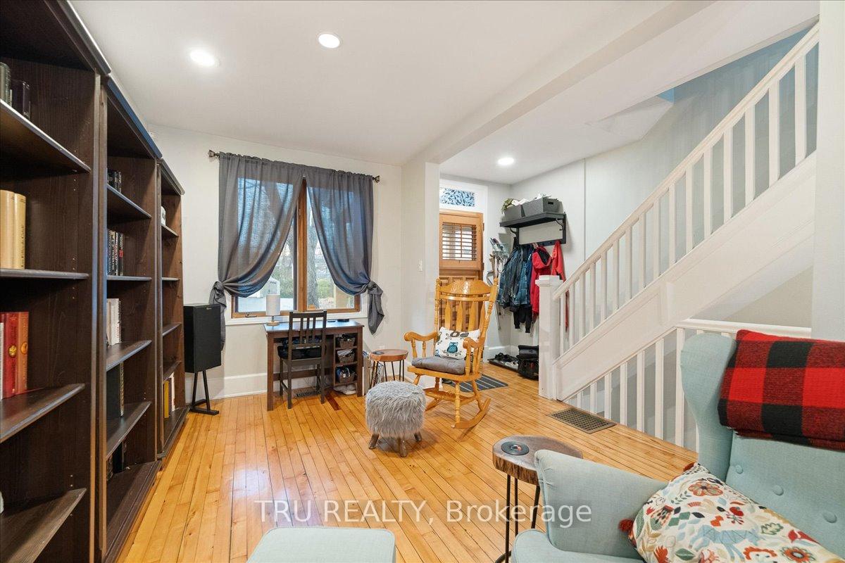 Photo 7 of 7 Acacia Avenue, Ottawa, Lindenlea — HOMEH
