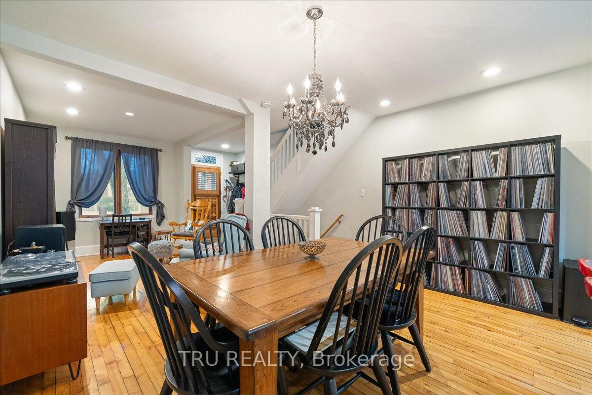 Photo 11 of 7 Acacia Avenue, Ottawa, Lindenlea — HOMEH