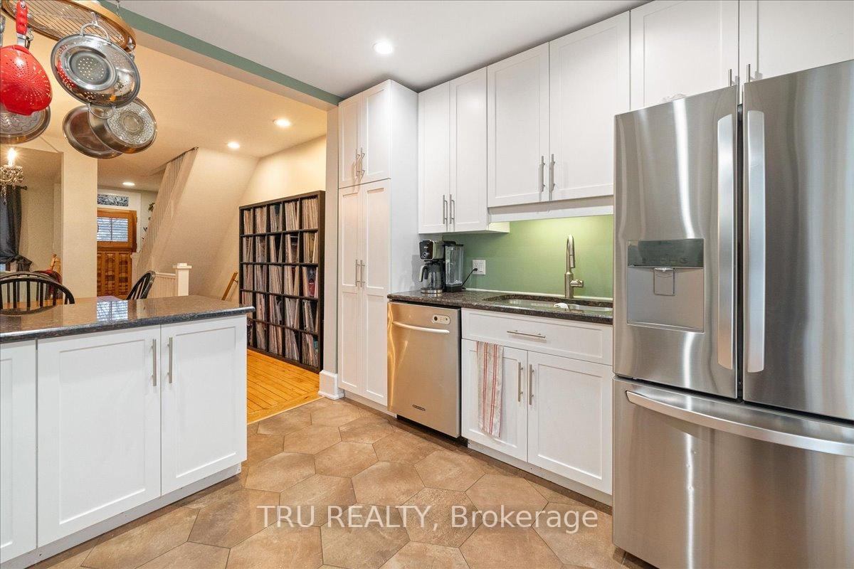 Photo 16 of 7 Acacia Avenue, Ottawa, Lindenlea — HOMEH