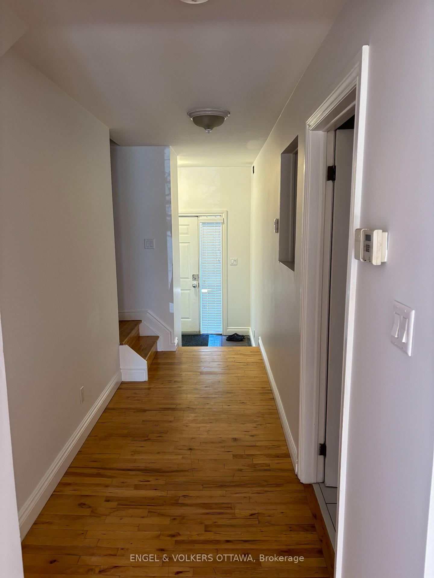 Photo 3 of Unit A, 306 Presland Road, Ottawa, Overbrook/Castle Heights — HOMEH