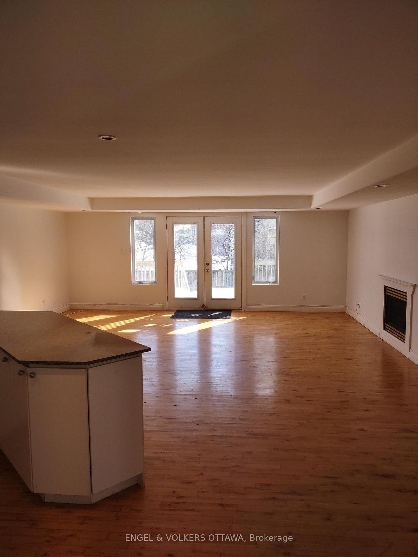 Photo 9 of Unit A, 306 Presland Road, Ottawa, Overbrook/Castle Heights — HOMEH