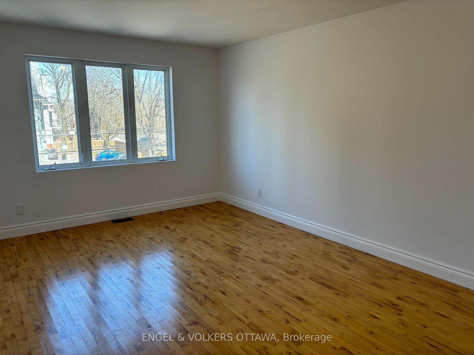 Photo 14 of Unit A, 306 Presland Road, Ottawa, Overbrook/Castle Heights — HOMEH