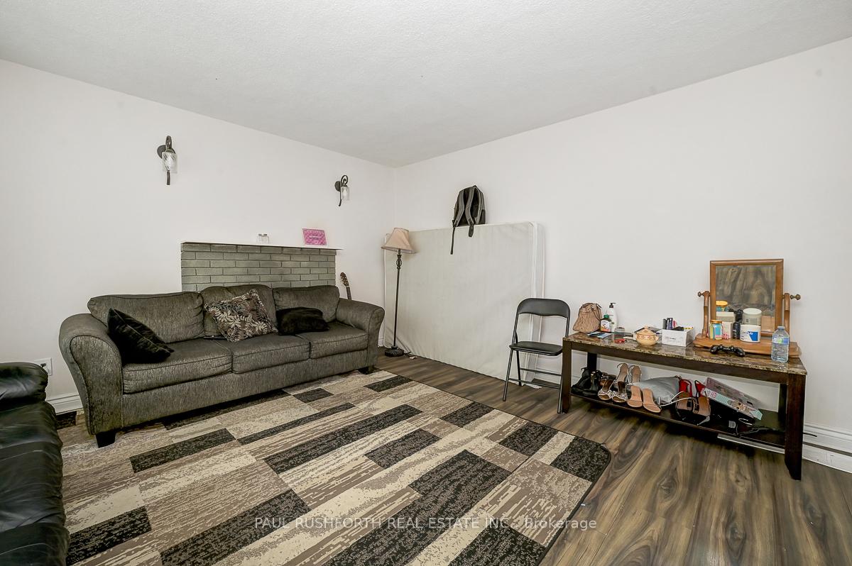 Photo 5 of 636 Clarke Avenue, Ottawa, Castle Heights/Rideau High — HOMEH