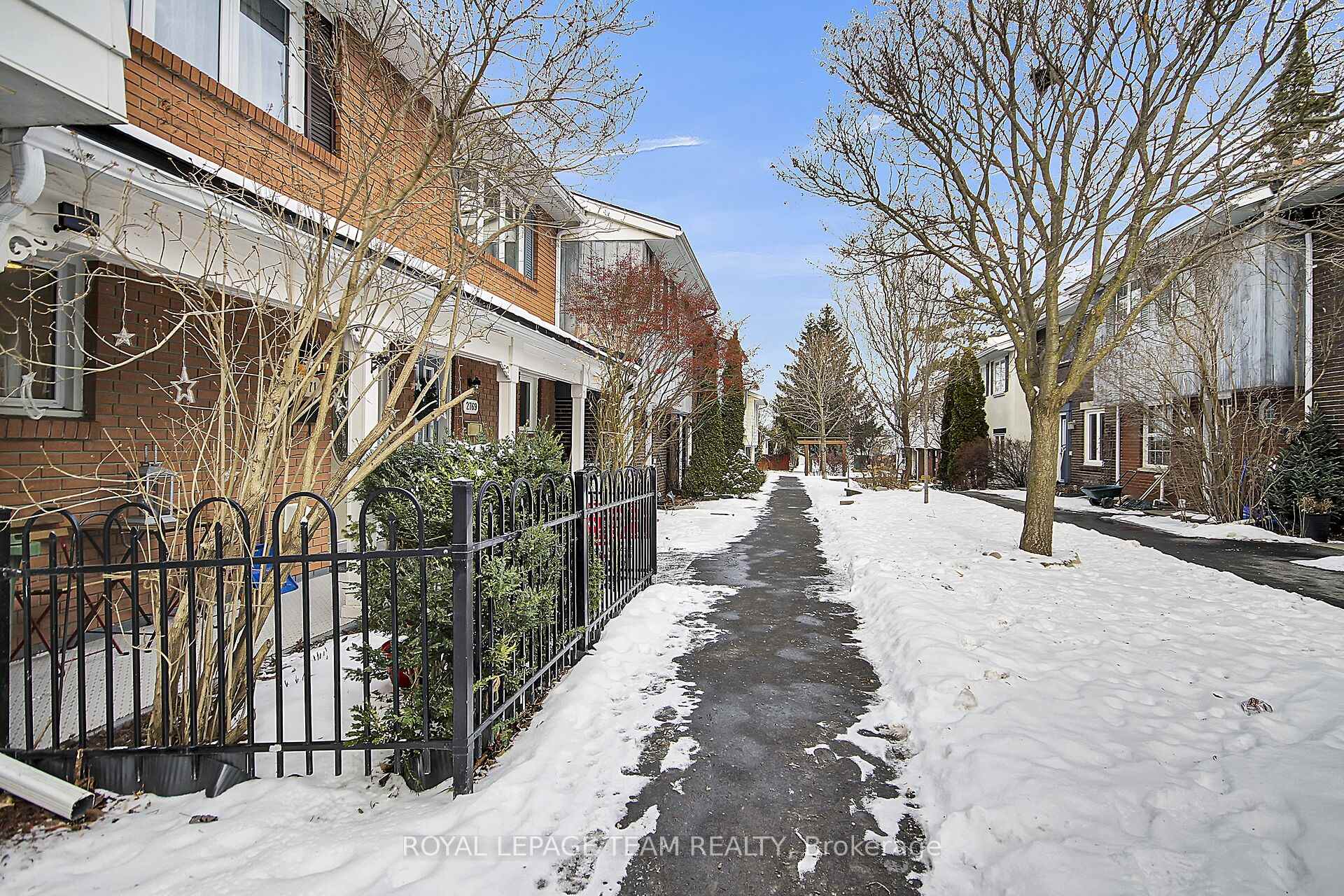 Photo 3 of 2771 Baseline Road, Ottawa, Redwood Park — HOMEH