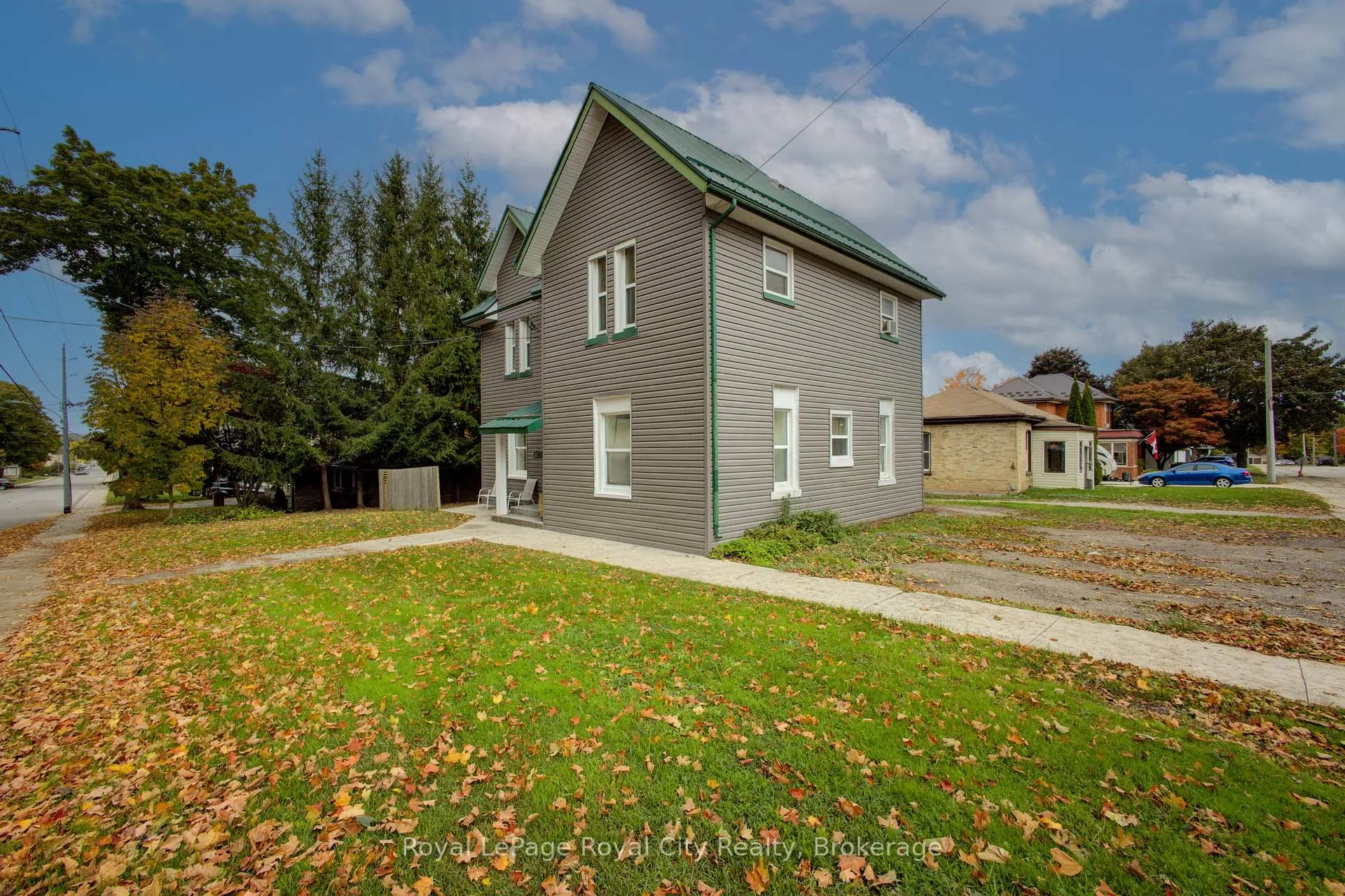 Photo 1 of 103 Patrick Street E, North Huron, Wingham — HOMEH